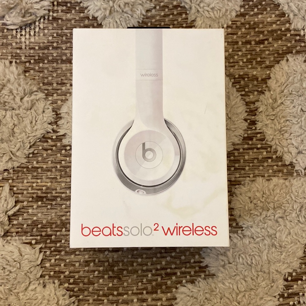 Beats Solo 2 wireless headphones